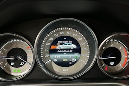 valkoinen Mercedes-Benz E 2013 kuva 24.