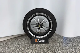 harmaa Mercedes-Benz E 2013 kuva 10.