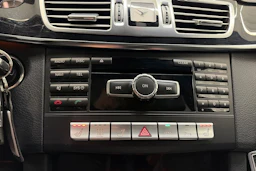 harmaa Mercedes-Benz E 2013 kuva 21.