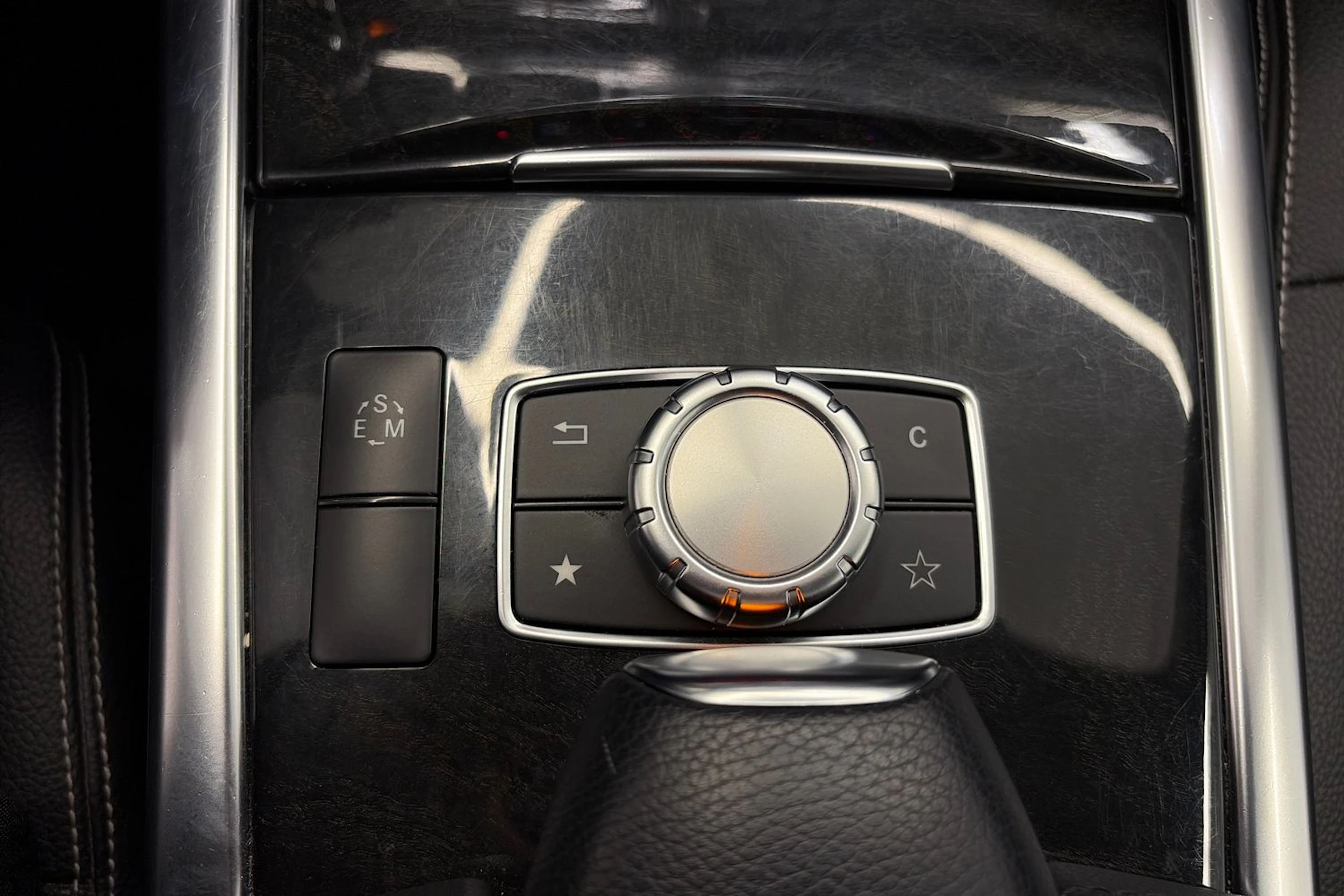 harmaa Mercedes-Benz E 2013 kuva 25.