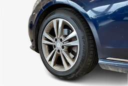 Mercedes-Benz E 2013 kuva 9.