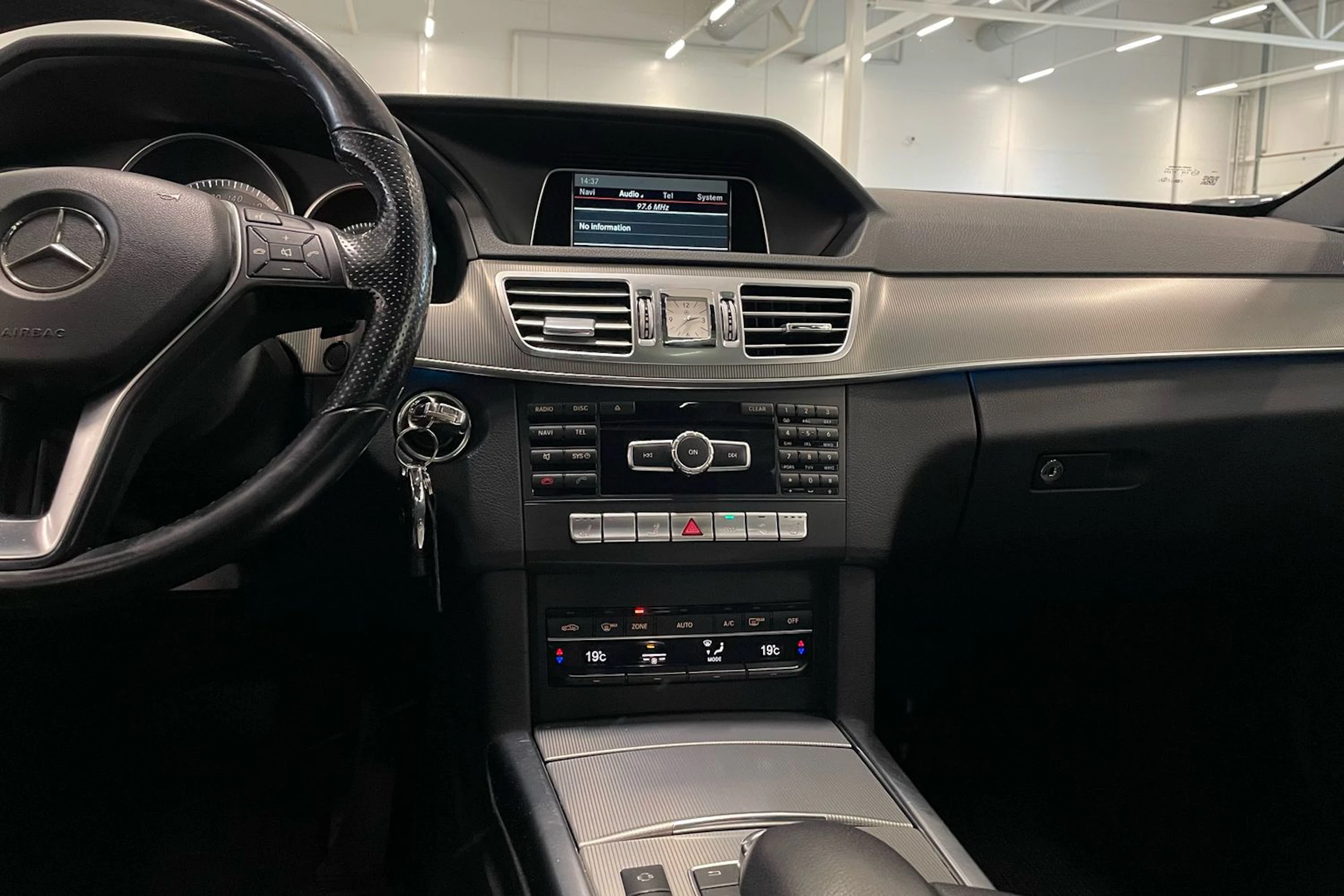 Mercedes-Benz E 2013 kuva 17.