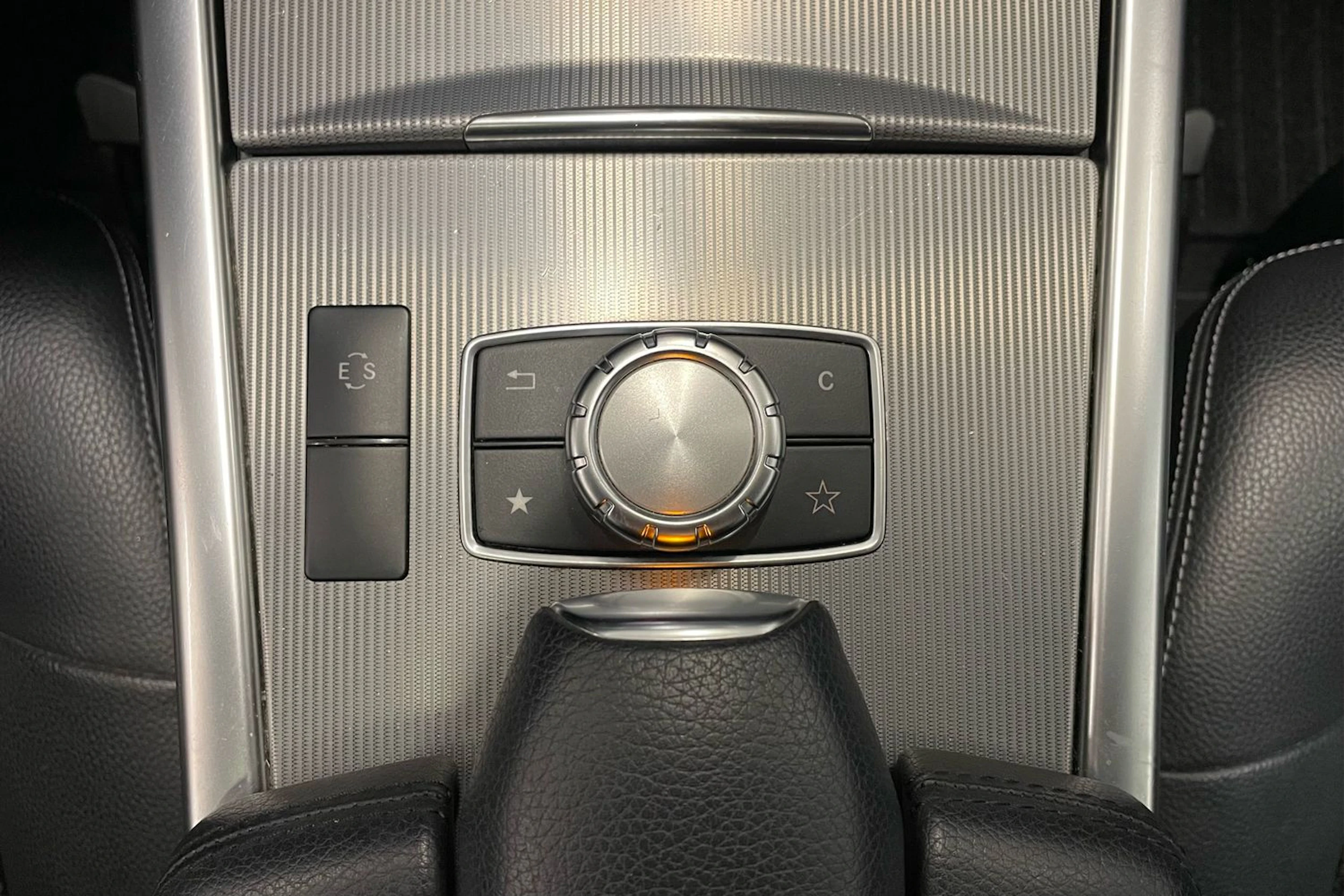 Mercedes-Benz E 2013 kuva 18.