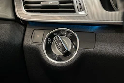 Mercedes-Benz E 2013 kuva 19.