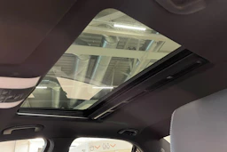 Mercedes-Benz E 2013 kuva 23.