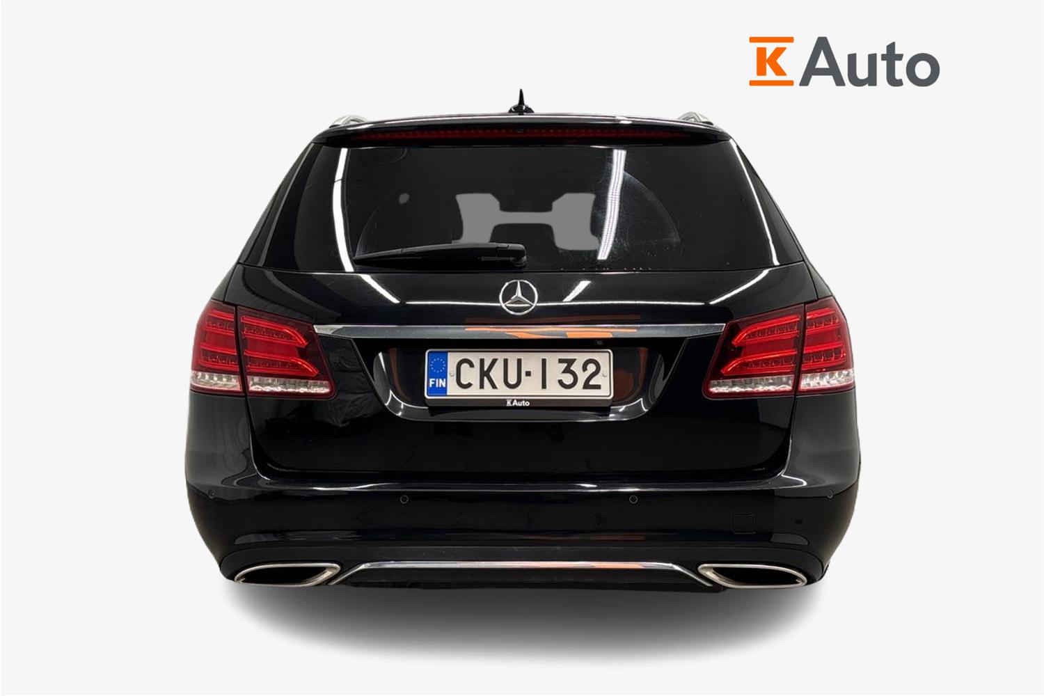 Mercedes-Benz E 2013, kuva 3/3