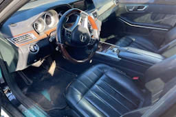 musta Mercedes-Benz E 2013 kuva 3.