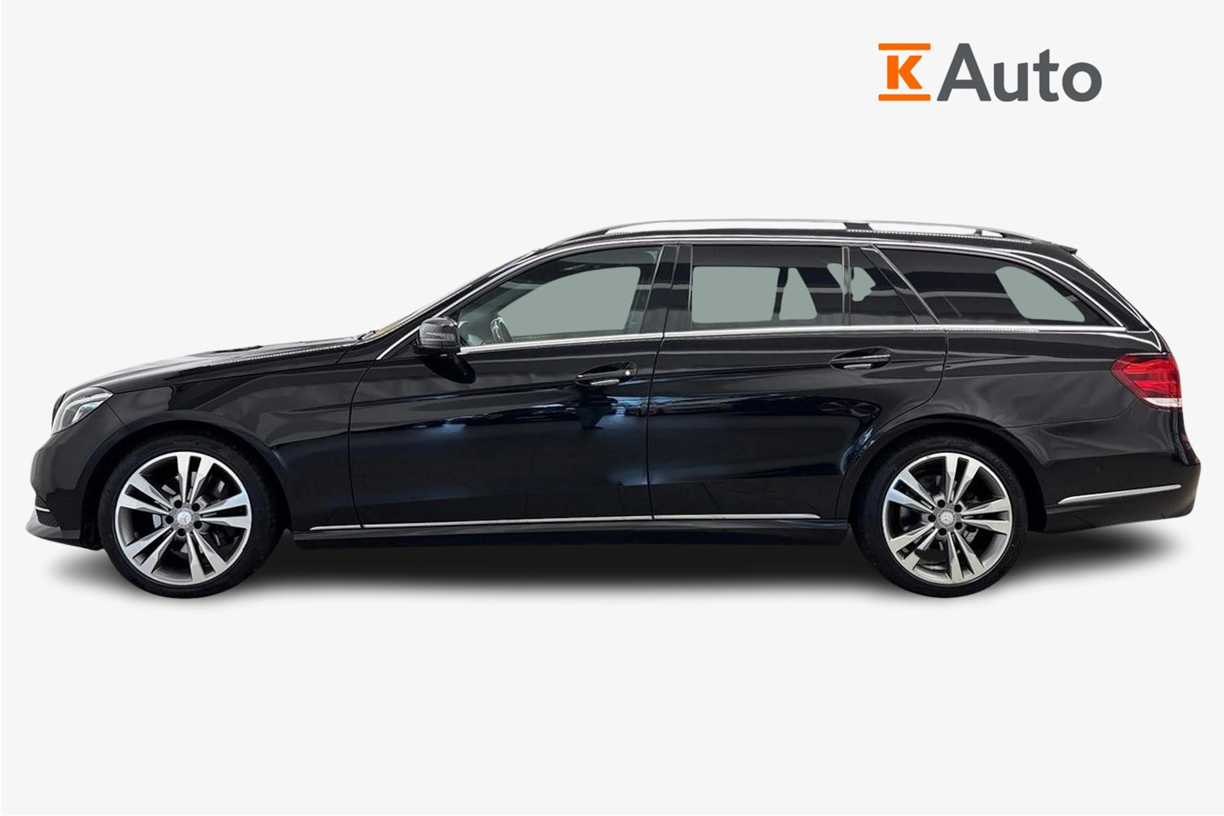 musta Mercedes-Benz E 2013 kuva 5.