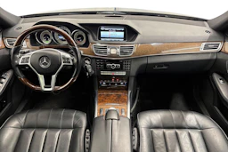 musta Mercedes-Benz E 2013 kuva 7.