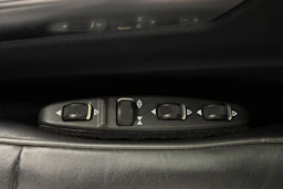 musta Mercedes-Benz E 2013 kuva 13.