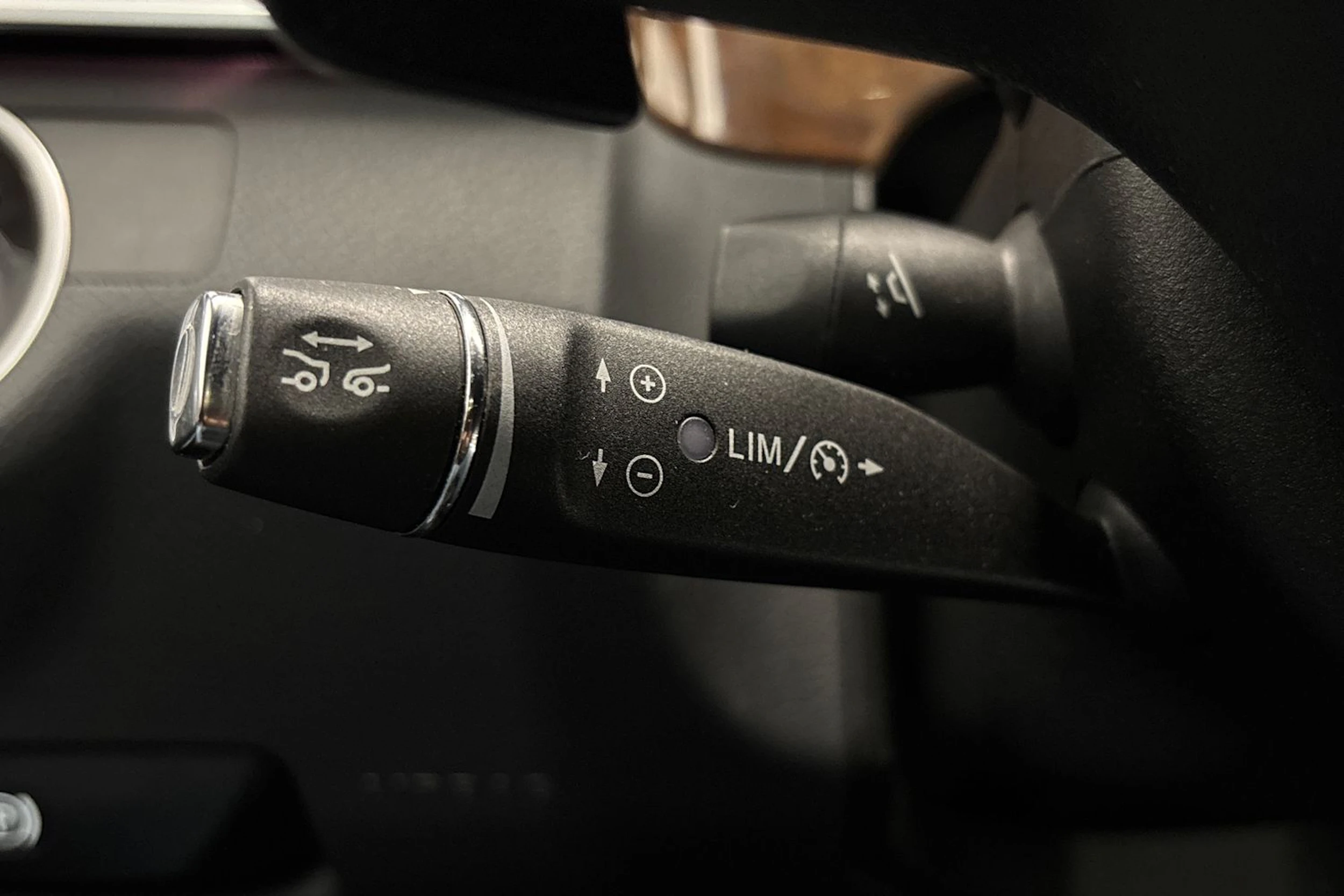 musta Mercedes-Benz E 2013 kuva 18.