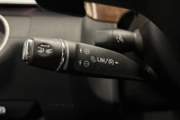 musta Mercedes-Benz E 2013 kuva 18.