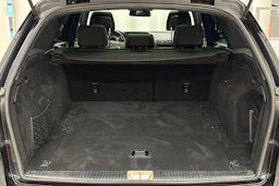 musta Mercedes-Benz E 2013 kuva 23.