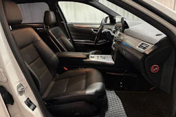 valkoinen Mercedes-Benz E 2013 kuva 17.