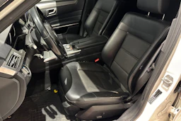 valkoinen Mercedes-Benz E 2013 kuva 18.