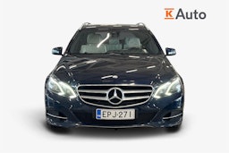 sininen Mercedes-Benz E 2013 kuva 5.