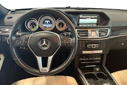 sininen Mercedes-Benz E 2013 kuva 9.