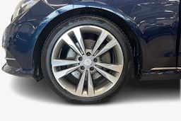 sininen Mercedes-Benz E 2013 kuva 11.