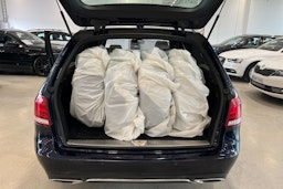 sininen Mercedes-Benz E 2013 kuva 25.