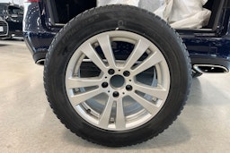 sininen Mercedes-Benz E 2013 kuva 26.