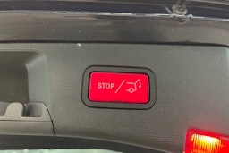 sininen Mercedes-Benz E 2013 kuva 28.