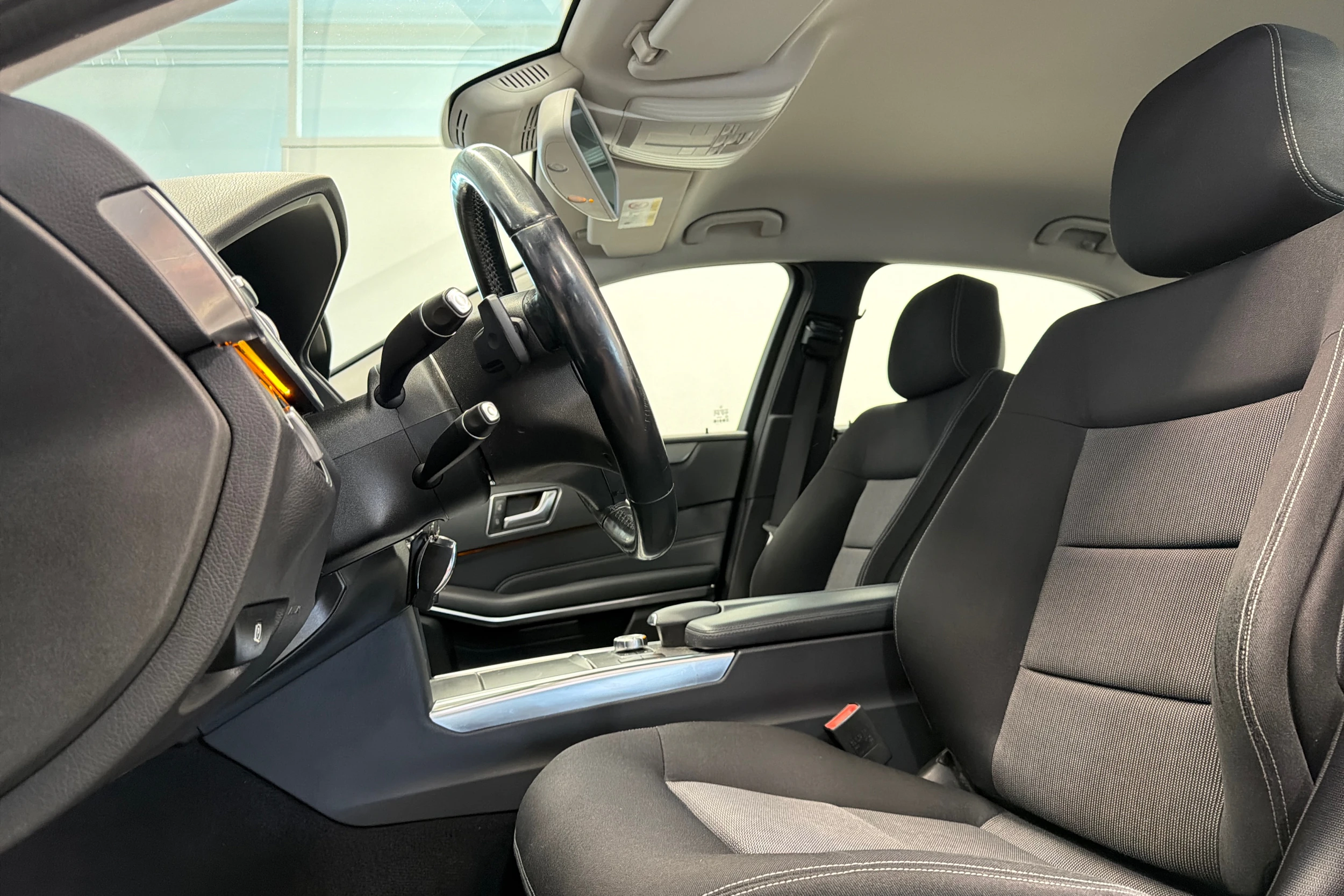Mercedes-Benz E 2013 kuva 12.