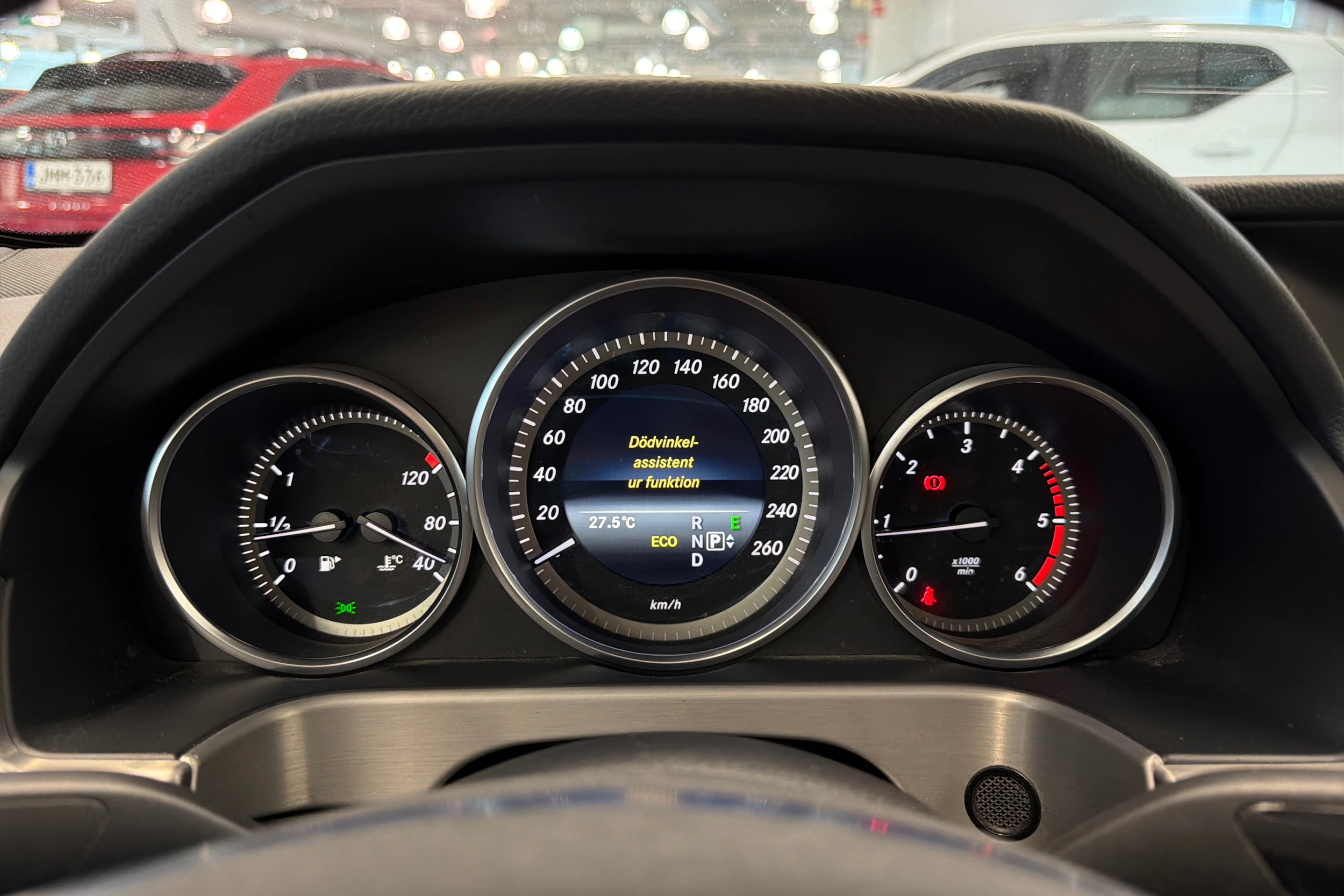 Mercedes-Benz E 2013 kuva 17.