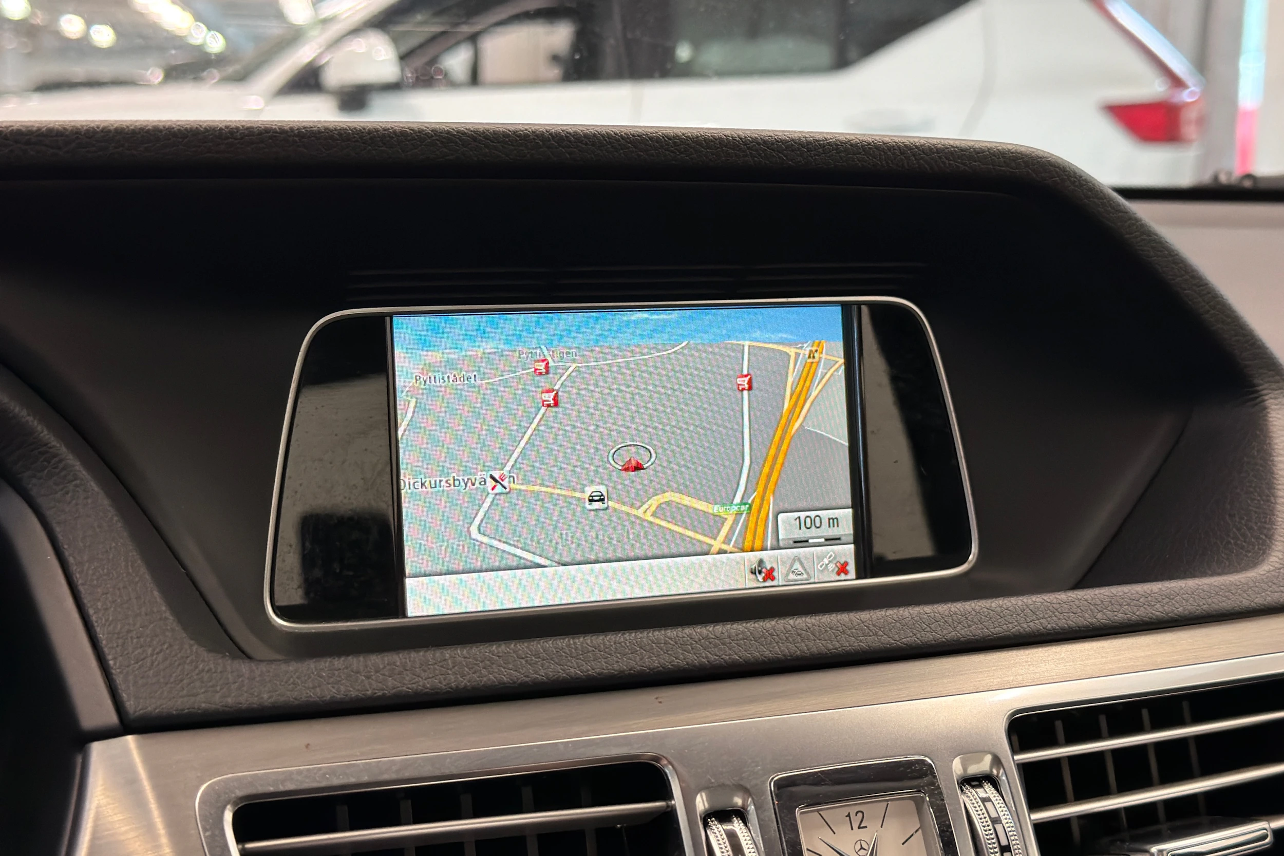 Mercedes-Benz E 2013 kuva 23.