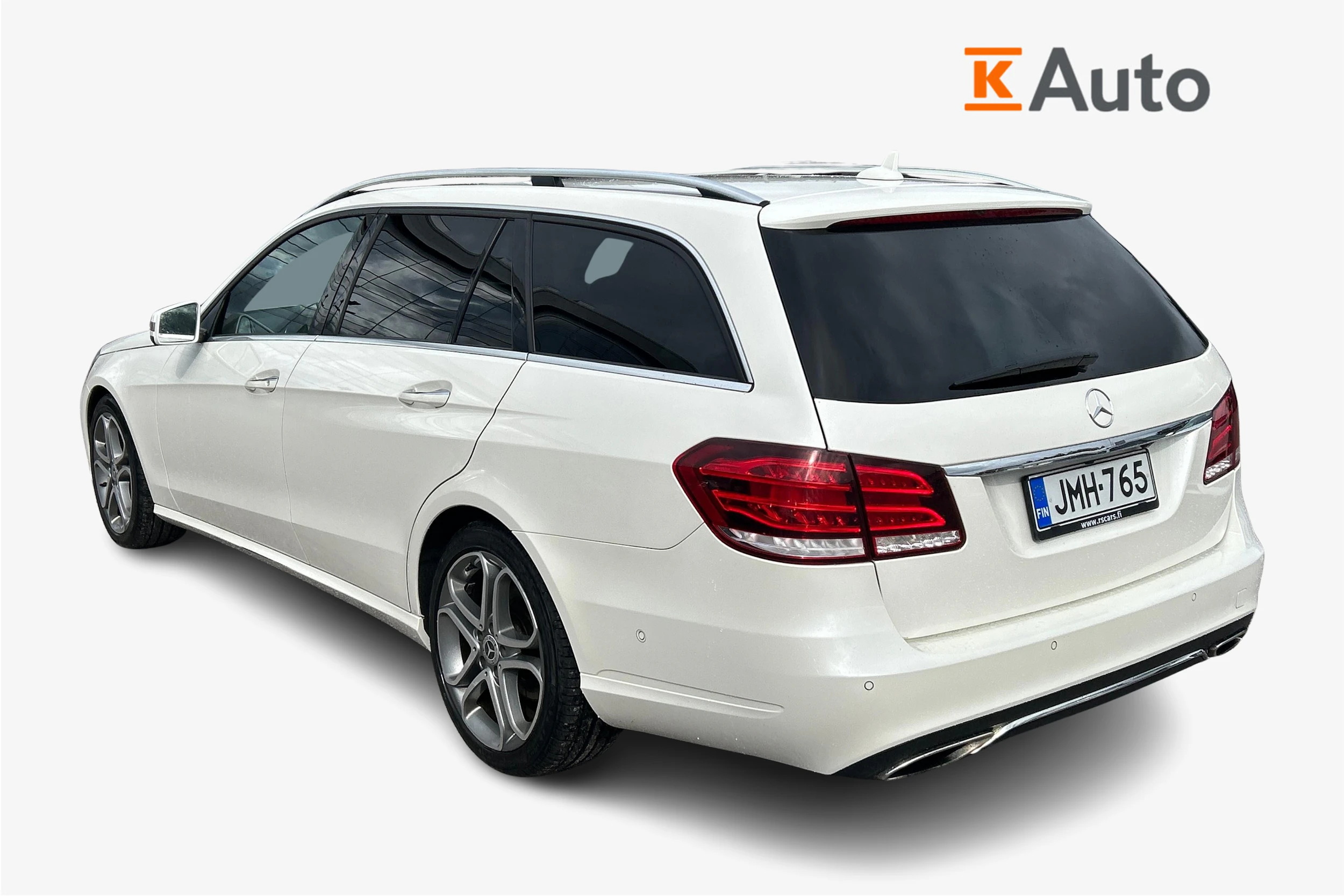 Valkoinen Mercedes-Benz E 2013 kuva 2.