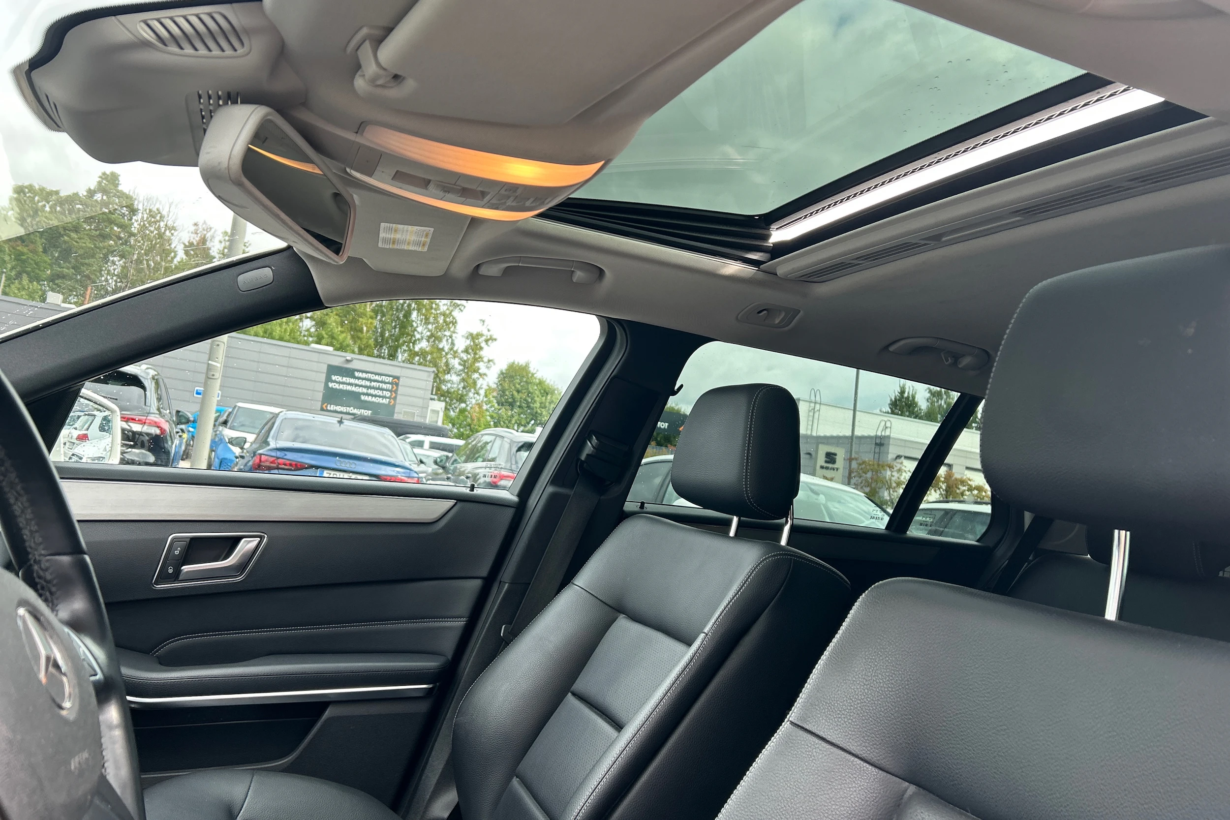 Valkoinen Mercedes-Benz E 2013 kuva 4.