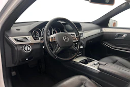 Valkoinen Mercedes-Benz E 2013 kuva 6.