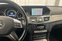 Valkoinen Mercedes-Benz E 2013 kuva 14.
