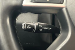 Valkoinen Mercedes-Benz E 2013 kuva 15.
