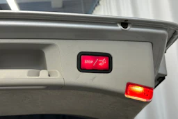 harmaa Mercedes-Benz E 2013 kuva 14.