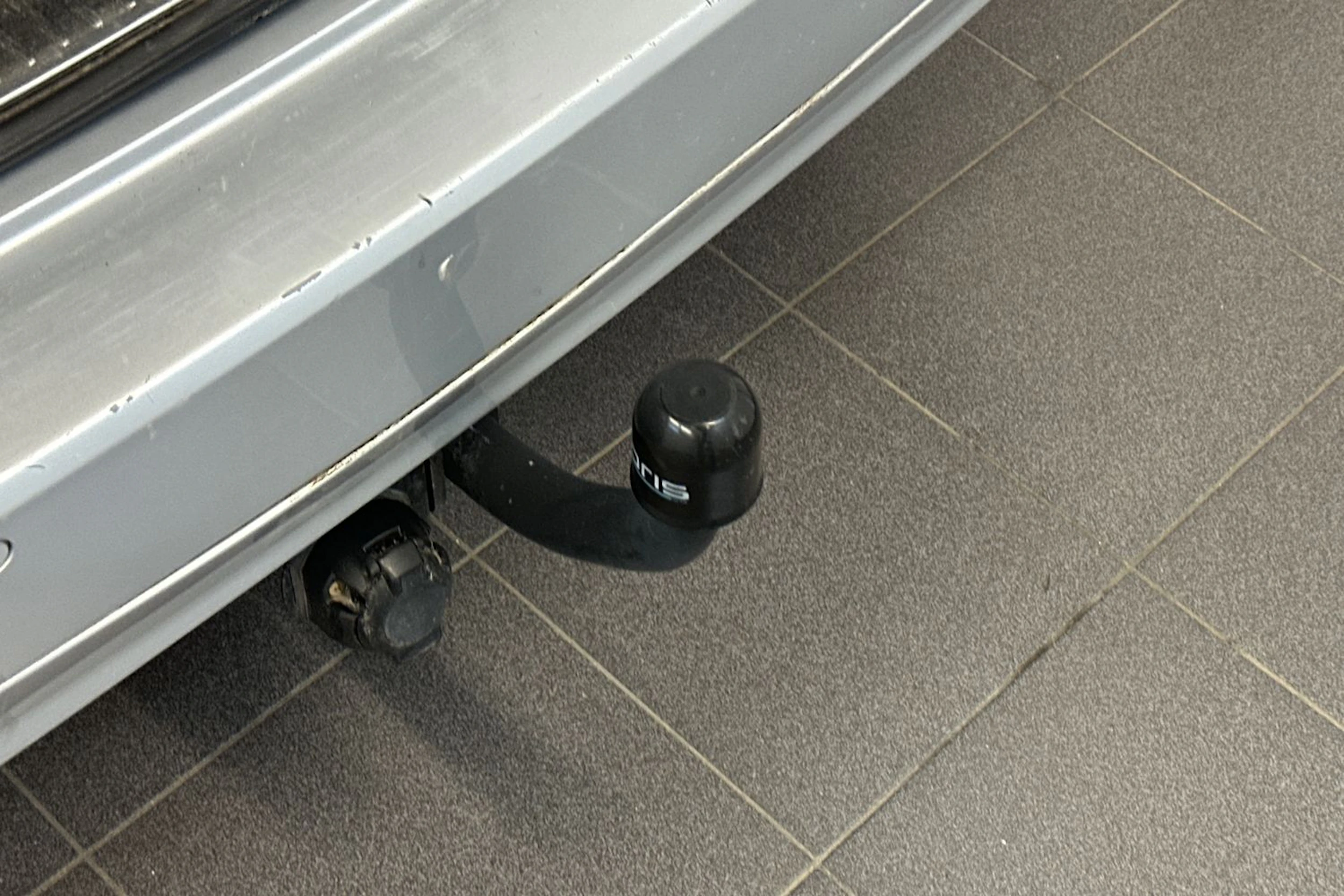 harmaa Mercedes-Benz E 2013 kuva 15.