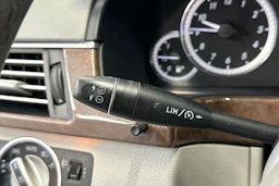 harmaa Mercedes-Benz E 2013 kuva 21.