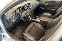 harmaa Mercedes-Benz E 2013 kuva 3.