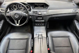 harmaa Mercedes-Benz E 2013 kuva 7.