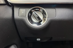 harmaa Mercedes-Benz E 2013 kuva 19.