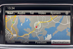 harmaa Mercedes-Benz E 2013 kuva 23.