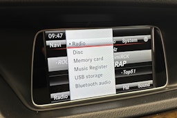 harmaa Mercedes-Benz E 2013 kuva 22.
