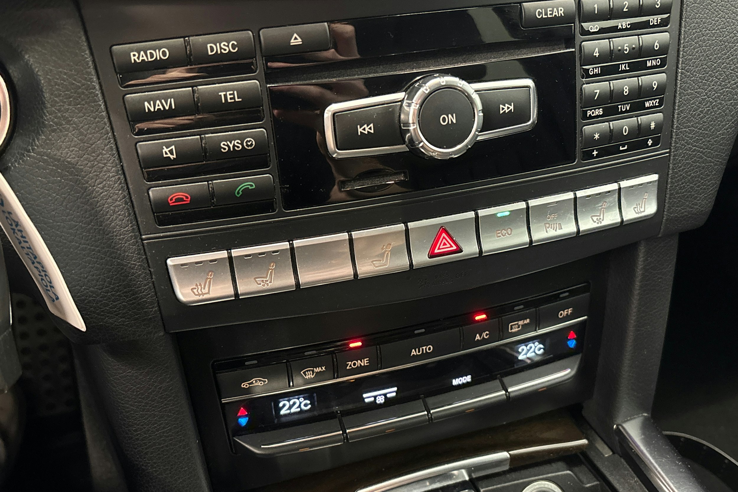 harmaa Mercedes-Benz E 2013 kuva 25.
