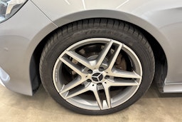 harmaa Mercedes-Benz E 2013 kuva 37.