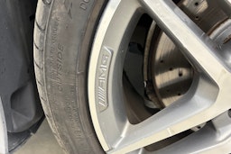 harmaa Mercedes-Benz E 2013 kuva 38.