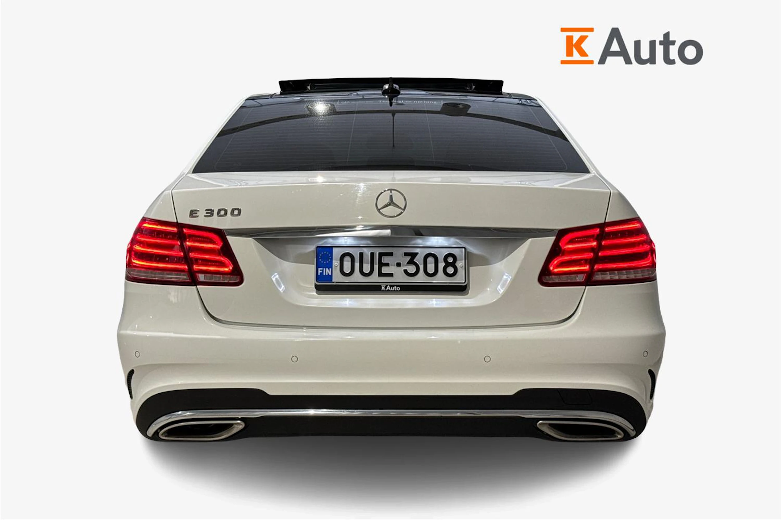 valkoinen Mercedes-Benz E 2013 kuva 4.