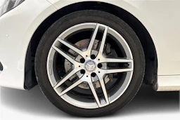 valkoinen Mercedes-Benz E 2013 kuva 12.