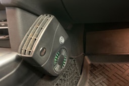 Musta Mercedes-Benz E 2013 kuva 22.