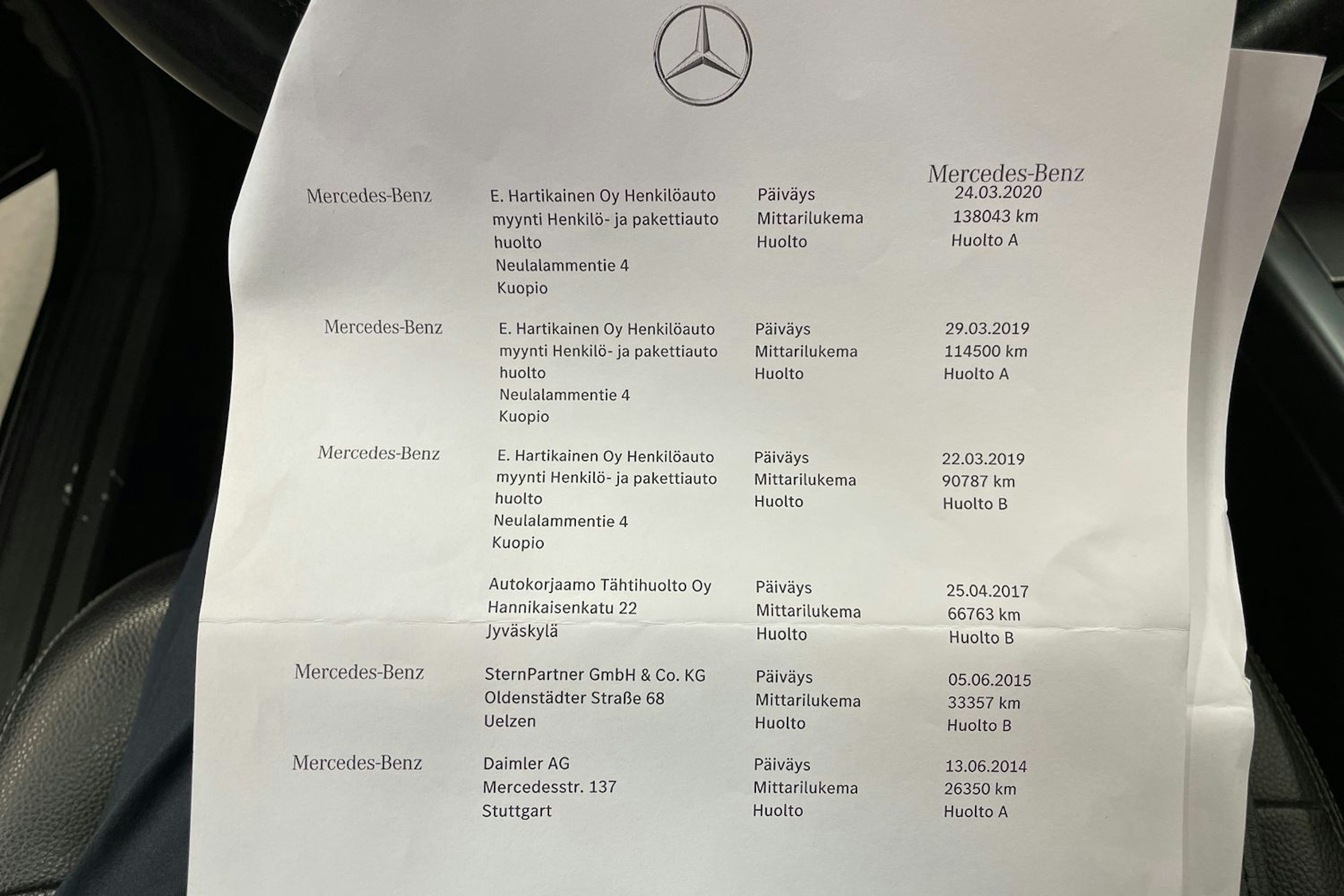 Musta Mercedes-Benz E 2013 kuva 23.