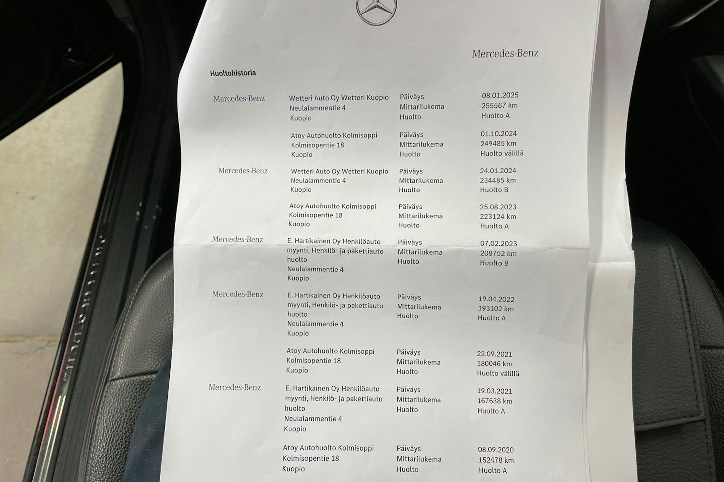 Musta Mercedes-Benz E 2013 kuva 24.