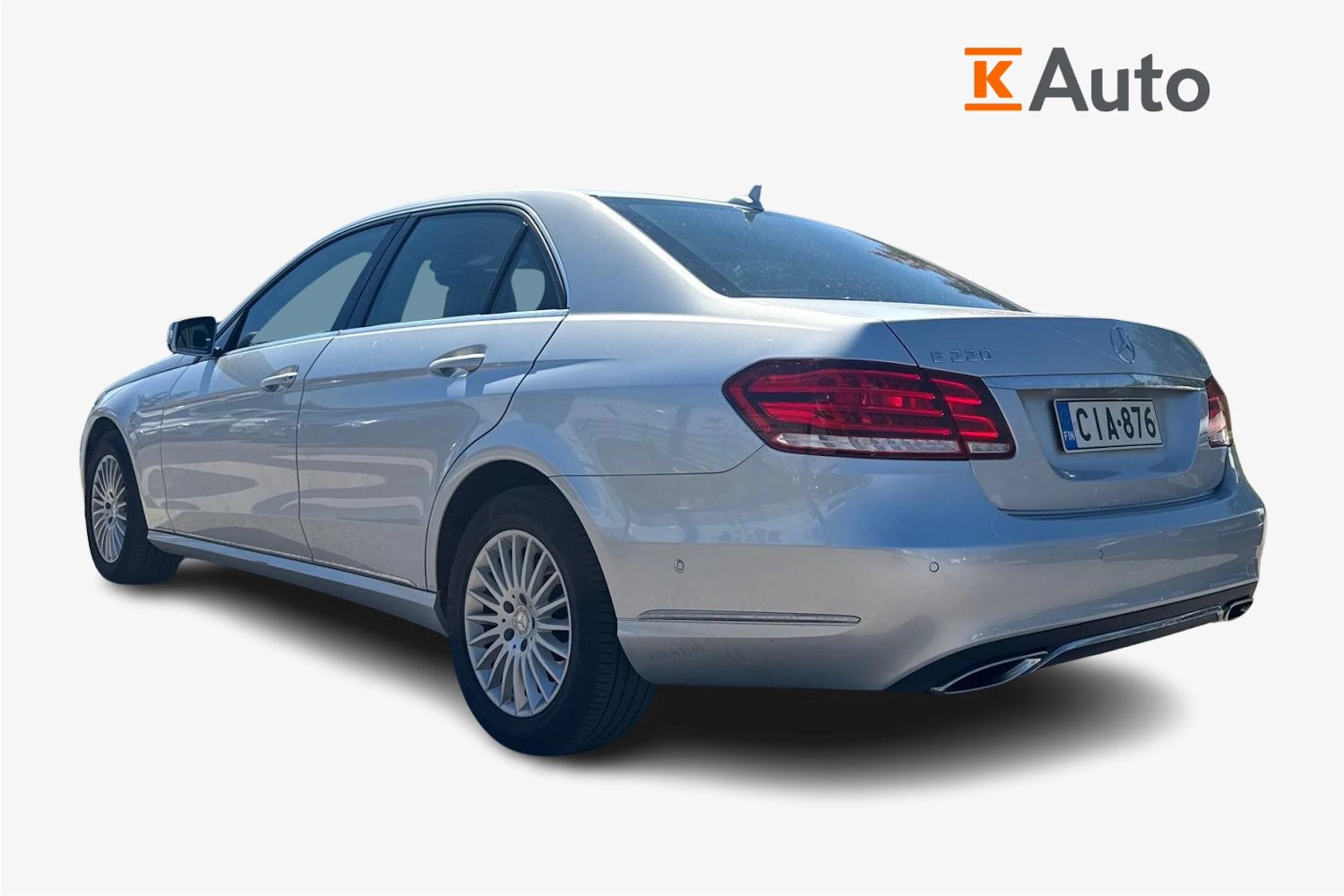 harmaa Mercedes-Benz E 2014 kuva 2.
